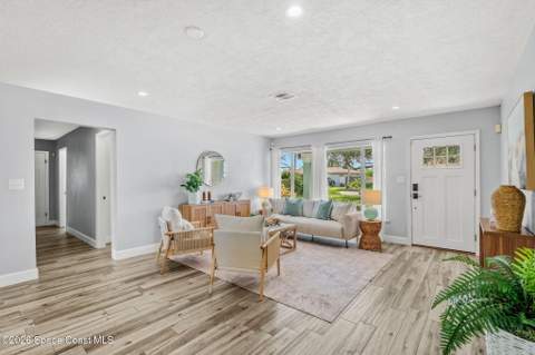 220 Harwood Avenue, Satellite Beach FL - photo 7 of 53