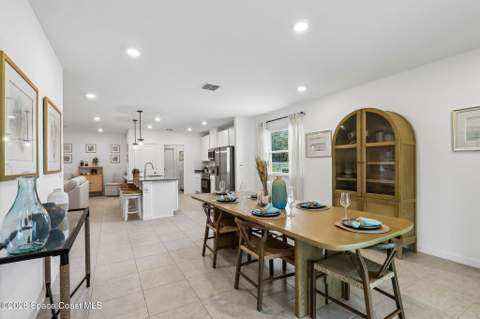 1256 Weldon Street, Palm Bay FL - photo 10 of 28