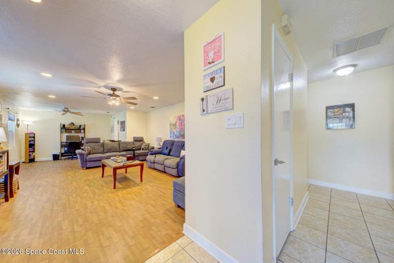 3 bedroom Single Family Residence at 2795 Las Palmas Drive, Shangri-La, Titusville — photo 4