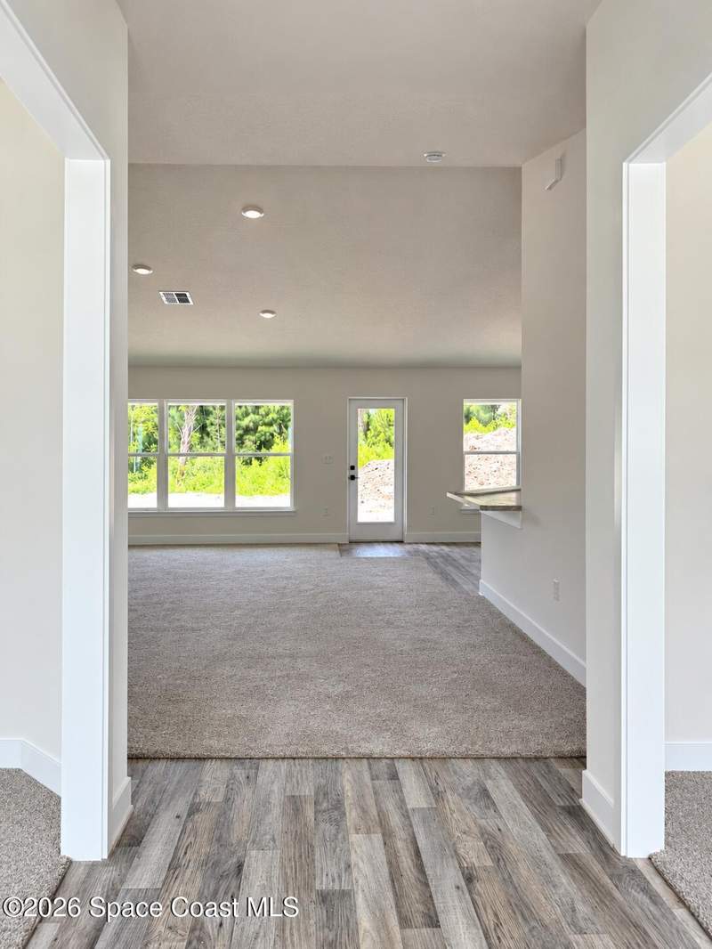 4 bedroom Single Family Residence at 768 Haryestor Avenue, Port Malabar Unit 36, Palm Bay — photo 4