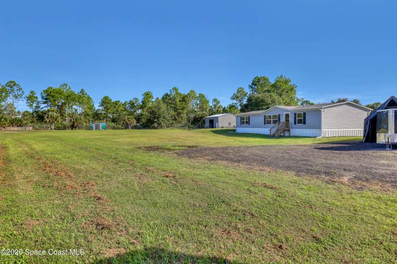 3 bedroom Manufactured Home at 4123 Hidden Lakes Drive, Hidden Lakes Phase 1 Unit 1 Replat, Mims — photo 3