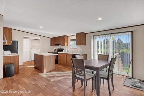 4123 Hidden Lakes Drive, Mims FL - photo 19 of 58