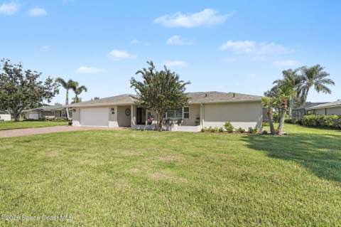 821 Sunnybrook Lane, Melbourne FL - photo 6 of 55