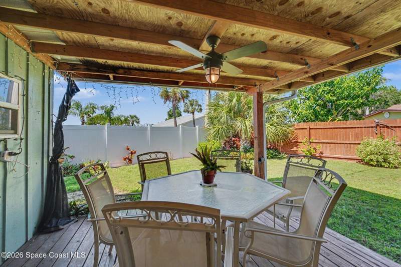3 bedroom Single Family Residence at 150 W Volusia Lane, Cocoa Ocean Beach Subd, Cocoa Beach — photo 3