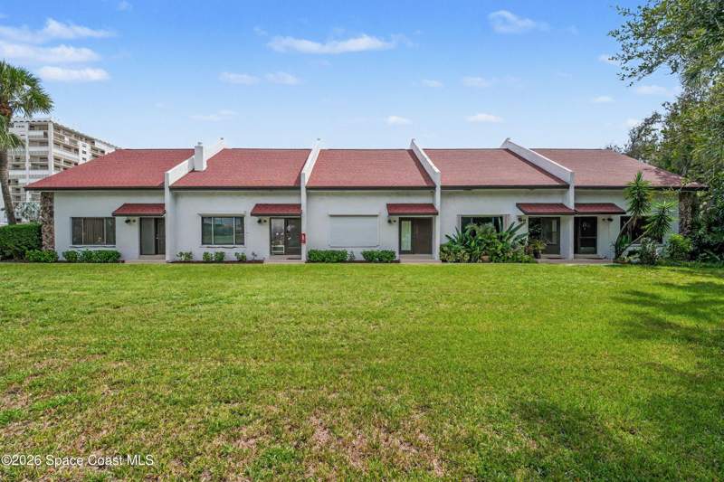 1 bedroom Condominium at 630 N Atlantic Avenue #6a, Beach Winds Condo Ph III, Cocoa Beach — photo 2