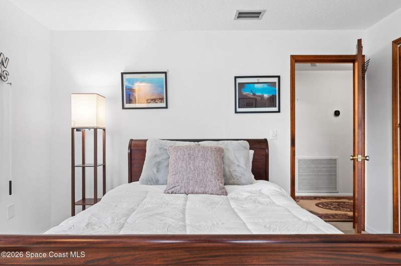 3 bedroom Single Family Residence at 397 Harbor Drive, Harbor Heights 3rd Addn, Cape Canaveral — photo 4