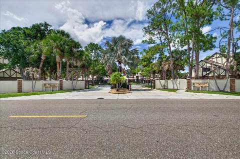707 Greenwood Manor Circle, Melbourne FL - photo 9 of 9