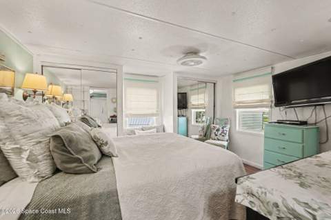 265 Holiday Park Boulevard, Palm Bay FL - photo 9 of 19