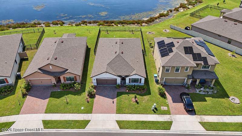4 bedroom Single Family Residence at 846 Remington Green Drive, Preserves at Stonebriar Phase 2, Palm Bay — photo 2