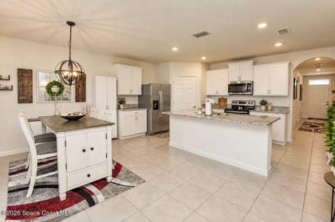 846 Remington Green Drive, Palm Bay FL - photo 12 of 46