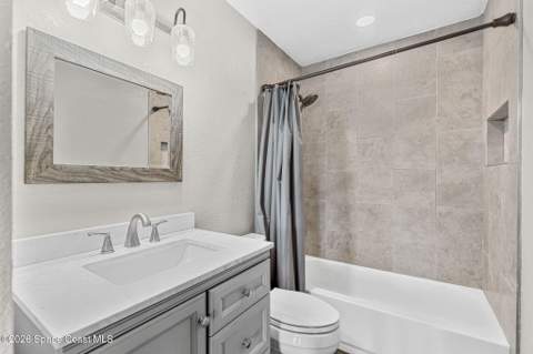697 Hamm Street, Palm Bay FL - photo 17 of 33