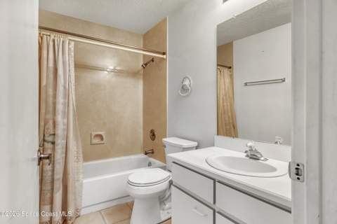 115 Escambia Lane #407, Cocoa Beach FL - photo 15 of 42