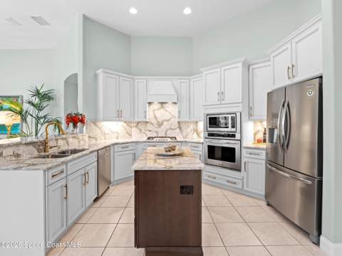 630 Deerhurst Drive, Melbourne FL - photo 15 of 64