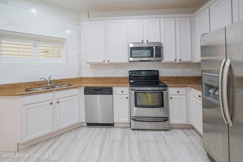 4 bedroom Townhouse at 3641 Titanic Circle #2, Aspinwall, Melbourne — photo 5
