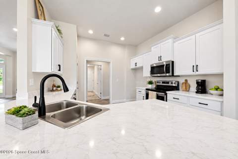 147 SW Whirl Street, Palm Bay FL - photo 7 of 14