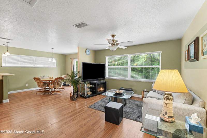 3 bedroom Single Family Residence at 2419 Tulane Drive, College Green Estates Unit 2, Cocoa — photo 5