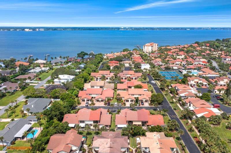 2 bedroom Townhouse at 3335 Wind Surf Way, Beach Woods Stage 8, Melbourne Beach — photo 5