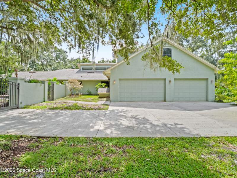 5 bedroom Single Family Residence at 3216 Bird Song Court, Willow Run, Melbourne — photo 5