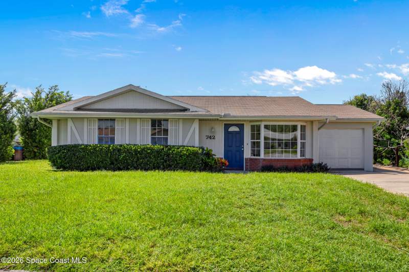 3 bedroom Single Family Residence at 742 Bywood Drive, Port Malabar Unit 4, Palm Bay — photo 3
