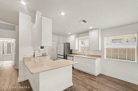 3460 Leclaire Lane, Palm Bay FL - photo 9 of 72