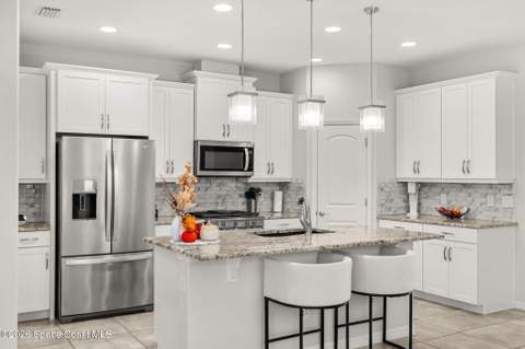 7772 Paragrass Avenue, Melbourne FL - photo 11 of 57