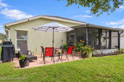 1615 Dittmer Circle, Palm Bay FL - photo 8 of 49