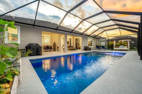 8491 Paragrass Avenue, Melbourne FL - photo 6 of 10