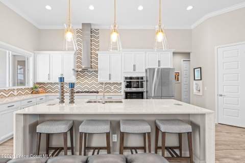 8491 Paragrass Avenue, Melbourne FL - photo 7 of 10