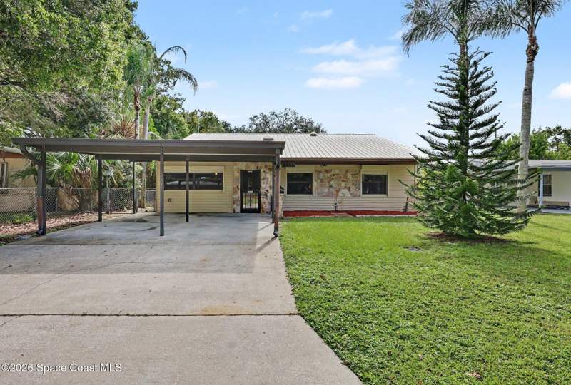 3 bedroom Single Family Residence at 1601 Norman Drive, Magnolia Park Replat, Melbourne — photo 2