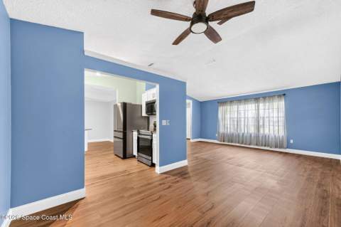 812 NW Banks Street, Palm Bay FL - photo 12 of 44