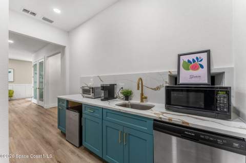 1457 Guava Avenue, Melbourne FL - photo 18 of 48