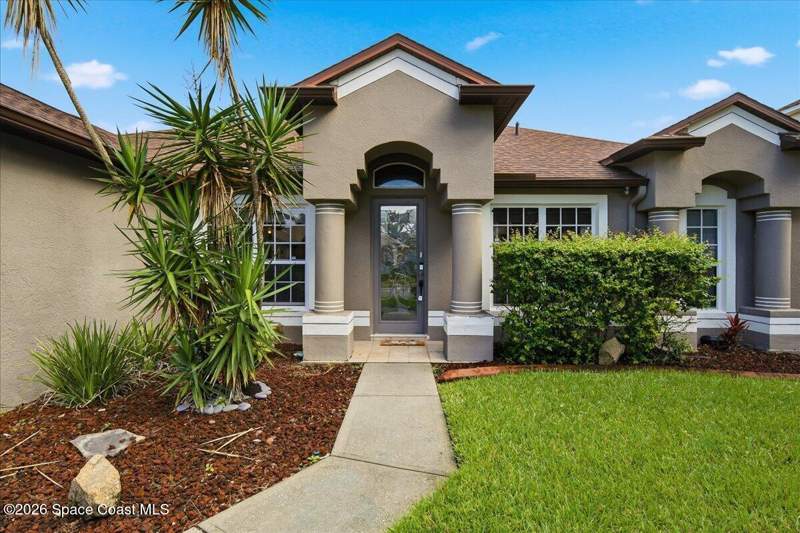 4 bedroom Single Family Residence at 4185 Fenrose Circle, Grand Haven Phase 4 Replat of A Portion of Tr 3, Melbourne — photo 4
