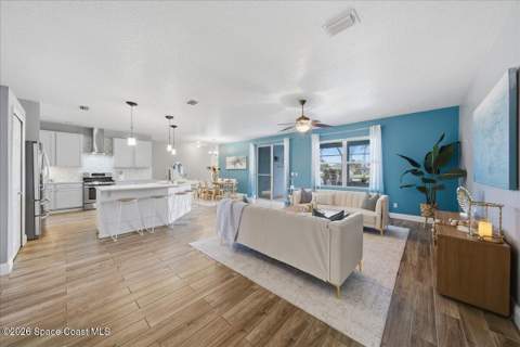 4185 Fenrose Circle, Melbourne FL - photo 9 of 32