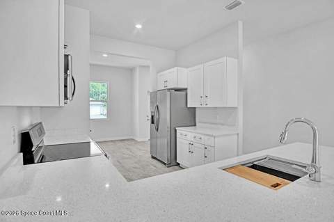 480 Scanlon Road, Palm Bay FL - photo 11 of 30
