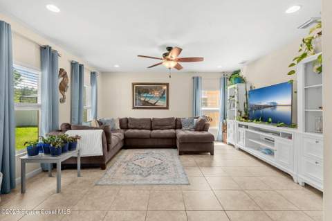 547 Stonebriar Drive, Palm Bay FL - photo 16 of 86