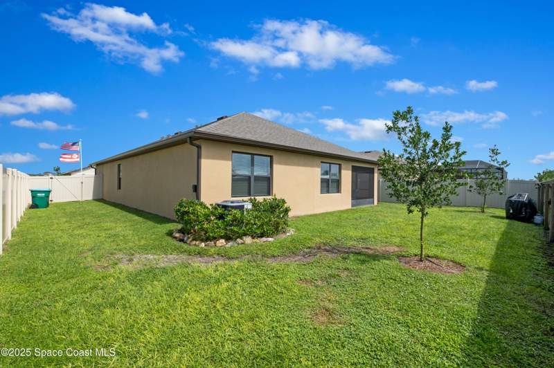 4 bedroom Single Family Residence at 6575 Topaz Drive, Crystal Bay Phase Two, Grant-Valkaria — photo 3
