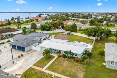 2060 Bonita Avenue, Melbourne Beach FL - photo 11 of 65