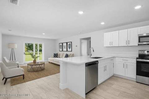 480 Scanlon Road, Palm Bay FL - photo 9 of 30