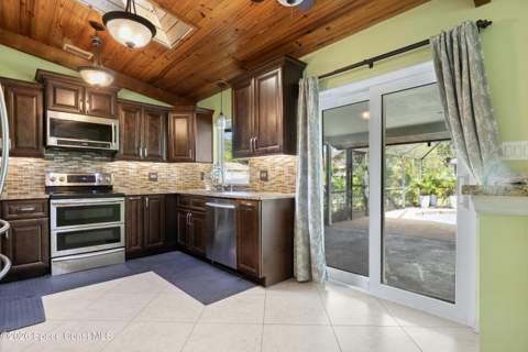 561 Sterling Street, Palm Bay FL - photo 6 of 31