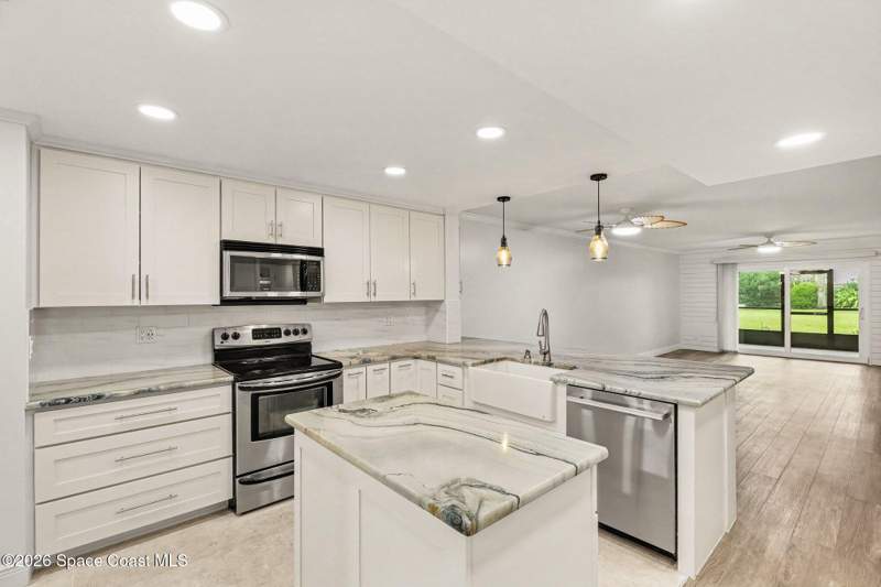 2 bedroom Condominium at 3165 N Atlantic Avenue #B106, Fountain Cove Condo Ph I, Cocoa Beach — photo 5