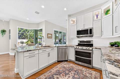 3028 Pineda Crossing Drive, Melbourne FL - photo 6 of 47
