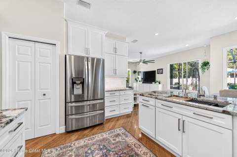 3028 Pineda Crossing Drive, Melbourne FL - photo 16 of 47