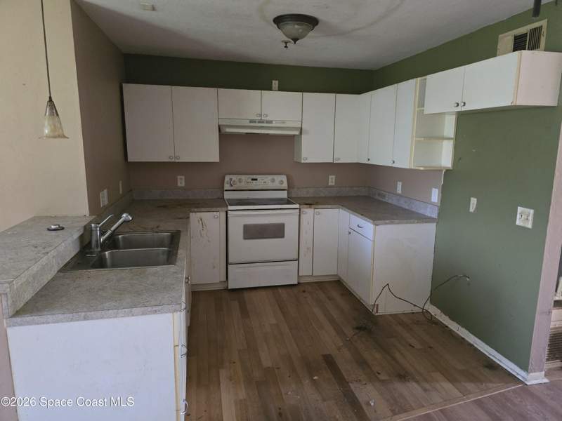 2 bedroom Condominium at 7804 Maplewood Drive #913, Garretts Run Condo, West Melbourne — photo 4