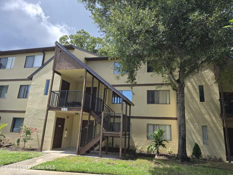2 bedroom Condominium at 7804 Maplewood Drive #913, Garretts Run Condo, West Melbourne — photo 2