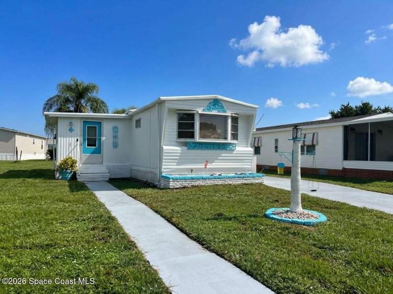 2 bedroom Mobile Home at 290 Blossom Lane, Port Malabar Holiday Park Unit 1, Palm Bay — photo 2