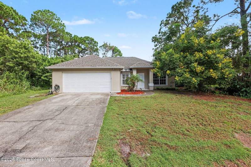 3 bedroom Single Family Residence at 1561 Lucky Street, Port Malabar Unit 39, Palm Bay — photo 3