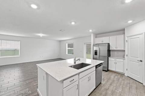 1427 Colebrook Circle, Palm Bay FL - photo 12 of 47