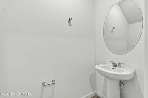 1427 Colebrook Circle, Palm Bay FL - photo 15 of 47