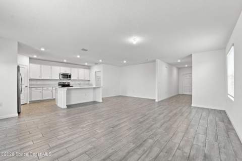 1427 Colebrook Circle, Palm Bay FL - photo 16 of 47