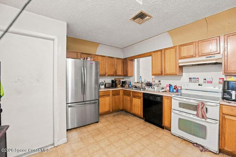 3 bedroom Single Family Residence at 1338 Coral Reef Avenue, Port Malabar Unit 44, Palm Bay — photo 4